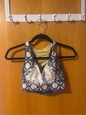 Wolven Sports Bra